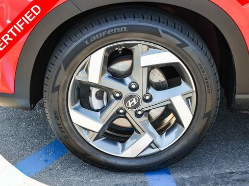 Certified 2023 Hyundai Venue Limited FWD image 9