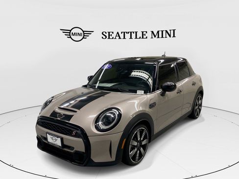 Used 2022 MINI Cooper S w/ Premium Package FWD image 1