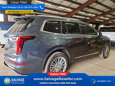 Used 2020 Cadillac XT6 Premium Luxury AWD/4WD image 4