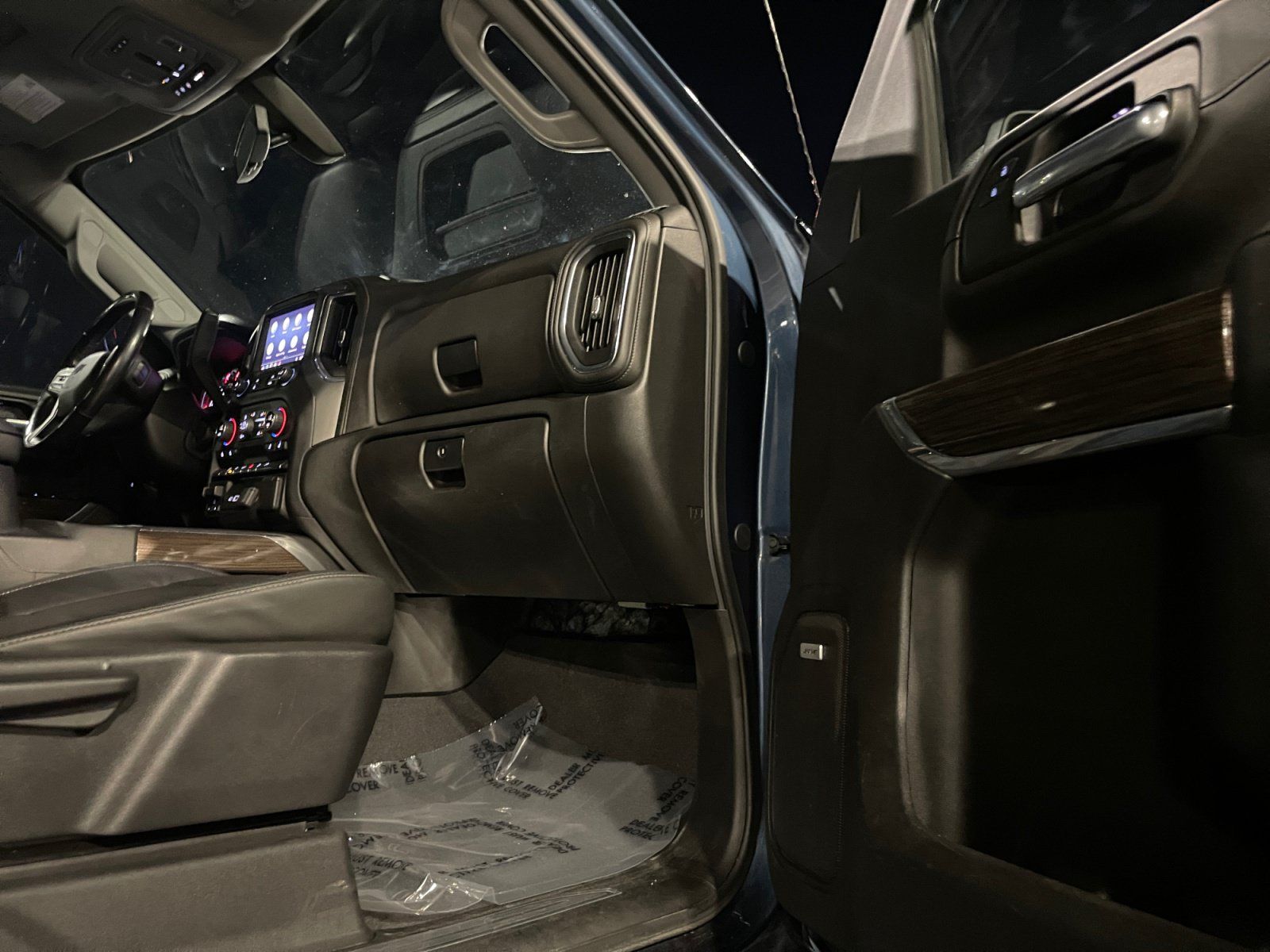 Used 2019 Chevrolet Silverado 1500 LT Trail Boss AWD/4WD image 27