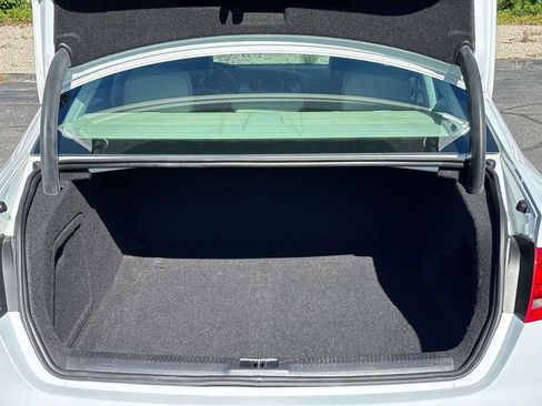 Used 2012 Audi A4 2.0T Premium image 11