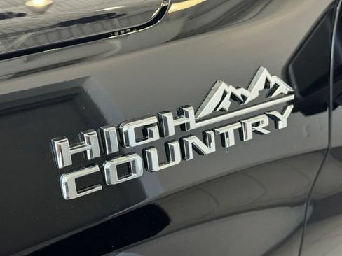 Used 2019 Chevrolet Silverado 1500 High Country w/ High Country Premium Package AWD/4WD image 36