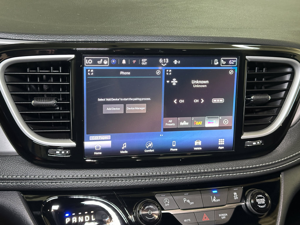 New 2027 Chrysler Pacifica Select AWD/4WD image 25