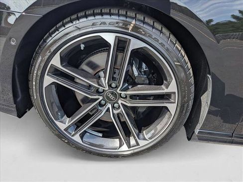 New 2025 Audi A8 L 3.0T image 21