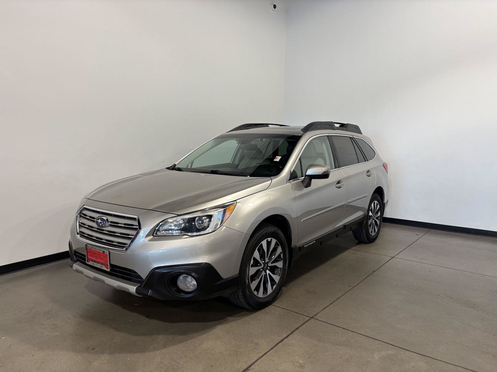 Used 2017 Subaru Outback 2.5i Limited AWD/4WD image 8