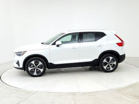New 2025 Volvo XC40 B5 Core w/ Protection Package Premier image 8