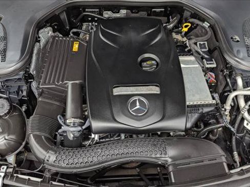 Used 2017 Mercedes-Benz E 300 image 29