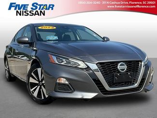 Used 2022 Nissan Altima 2.5 SV FWD video 1
