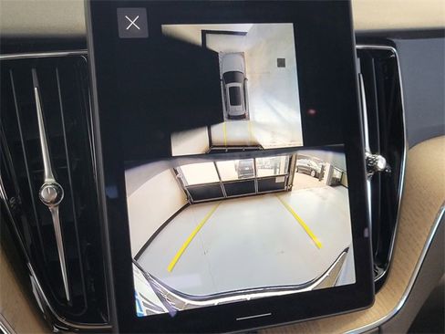 New 2026 Volvo XC60 T8 Plus w/ Protection Package Premier image 20