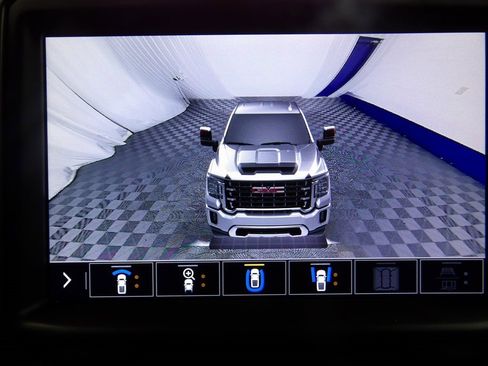 Used 2023 GMC Sierra 2500 AT4 w/ AT4 Preferred Package image 18