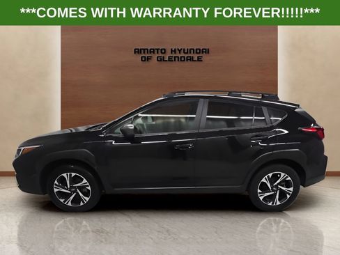 Used 2025 Subaru Crosstrek 2.5i Premium AWD/4WD image 3