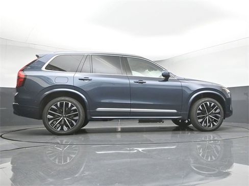 New 2026 Volvo XC90 B6 Ultra image 44