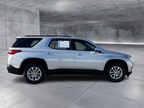 Certified 2021 Chevrolet Traverse LT image 6