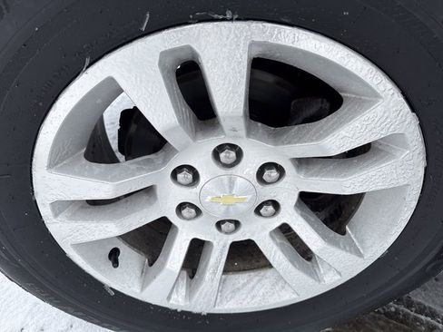 Used 2018 Chevrolet Tahoe LT image 35