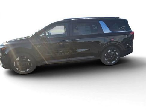 New 2026 Kia Carnival EX FWD image 7
