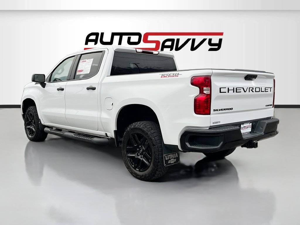 Used 2023 Chevrolet Silverado 1500 Custom Trail Boss w/ LPO, Dark Essentials Package AWD/4WD image 5