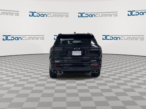 Used 2026 Chevrolet Traverse High Country w/ LPO, Floor Liner Package AWD/4WD image 7