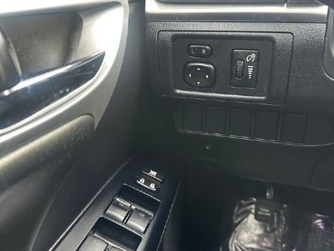 Used 2013 Lexus CT 200h Base image 27