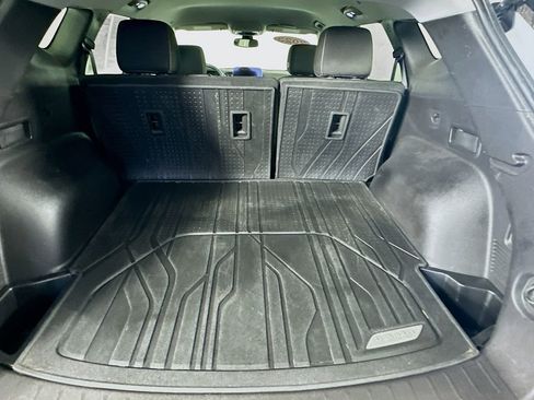 Used 2024 Chevrolet Blazer LT w/ Convenience Package image 34