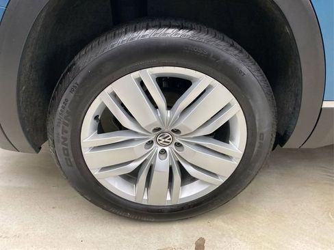 Used 2019 Volkswagen Atlas SEL Premium image 17