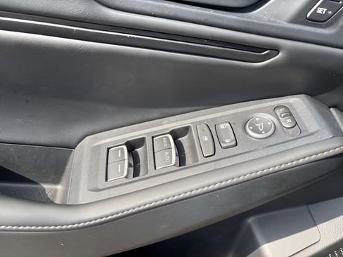 Used 2025 Honda Accord Sport image 11
