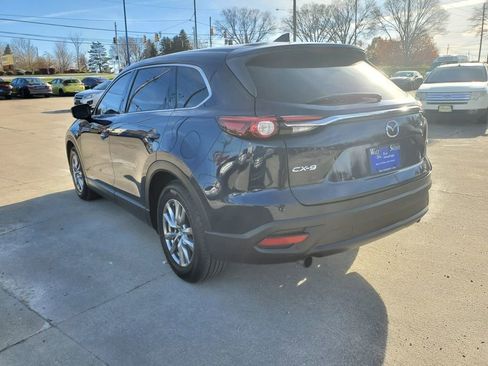 Used 2018 MAZDA CX-9 Touring w/ Touring Premium Package image 3