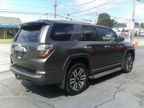 Used 2021 Toyota 4Runner Limited AWD/4WD image 5