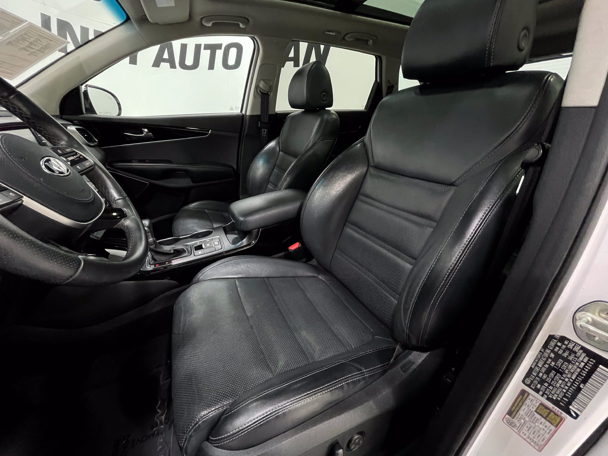 Used 2020 Kia Sorento SX FWD image 14