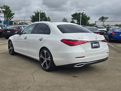 Used 2025 Mercedes-Benz C 300 Sedan image 8
