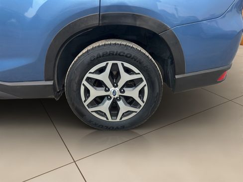 Used 2022 Subaru Forester Premium AWD/4WD image 18