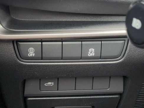 Used 2023 MAZDA MAZDA3 s FWD image 23