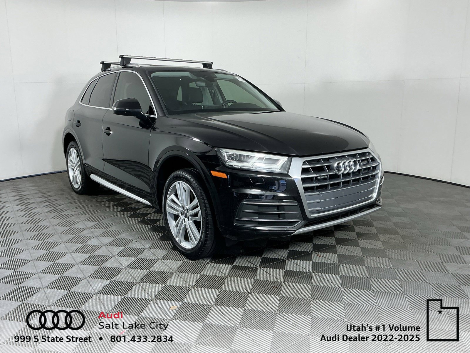 Used 2020 Audi Q5 2.0T Premium Plus w/ Premium Plus Package AWD/4WD image 1