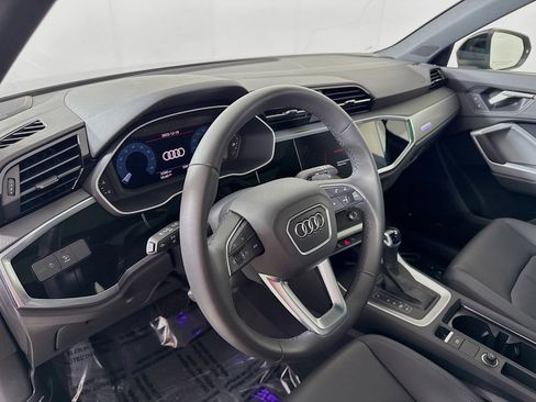 Certified 2025 Audi Q3 2.0T Premium Plus w/ Premium Plus Package image 4