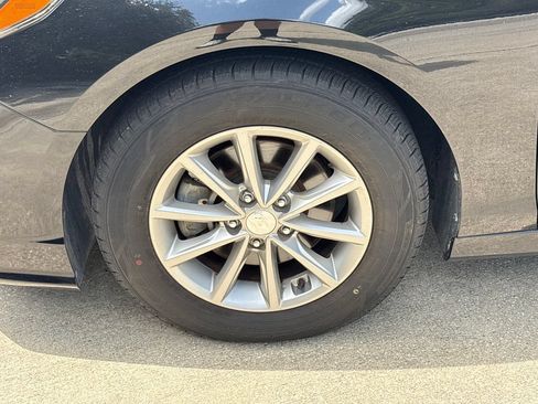 Used 2018 Hyundai Sonata SE FWD image 11