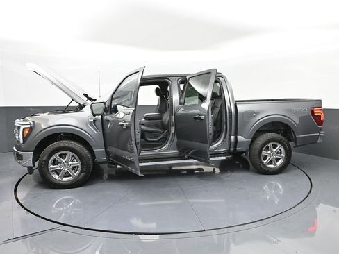 Used 2025 Ford F150 Lariat w/ FX4 Off-Road Package image 52