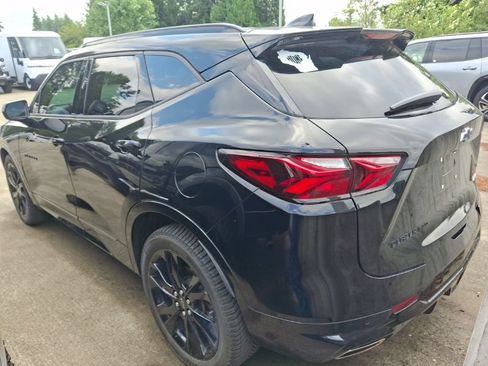 Certified 2022 Chevrolet Blazer RS w/ Enhanced Convenience Package AWD/4WD image 6