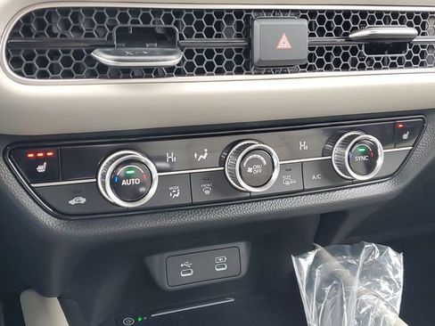 New 2026 Honda HR-V EX-L image 24