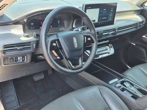 Certified 2023 Lincoln Corsair AWD w/ Towing Package image 11