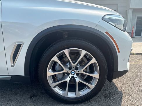 Used 2022 BMW X5 xDrive40i AWD/4WD image 44