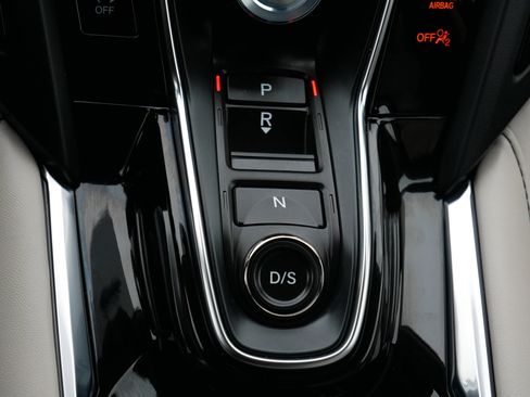 Certified 2025 Acura RDX w/Technology Package image 24