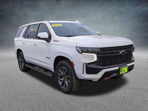 Certified 2024 Chevrolet Tahoe Z71 w/ Luxury Package image 3