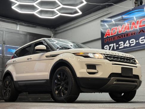 Used 2015 Land Rover Range Rover Evoque Pure image 1