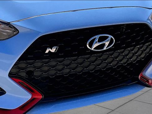 Used 2020 Hyundai Veloster N w/ Performance Package FWD image 16