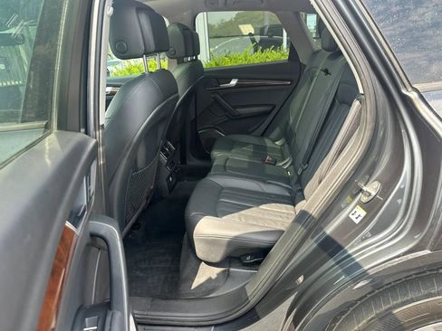Used 2018 Audi Q5 2.0T Premium AWD/4WD image 12