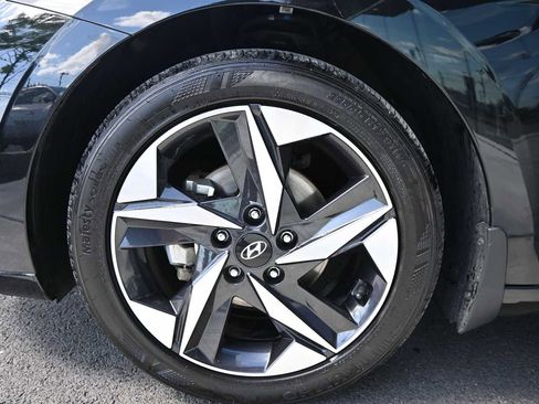 Certified 2023 Hyundai Elantra SEL w/ Convenience Package FWD image 21