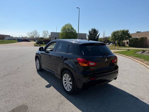 Used 2011 Mitsubishi Outlander Sport SE AWD/4WD image 3
