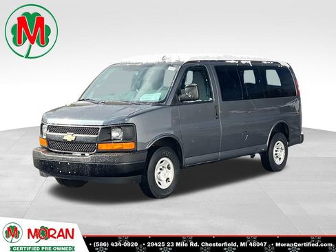 Used 2017 Chevrolet Express 2500 LS image 1