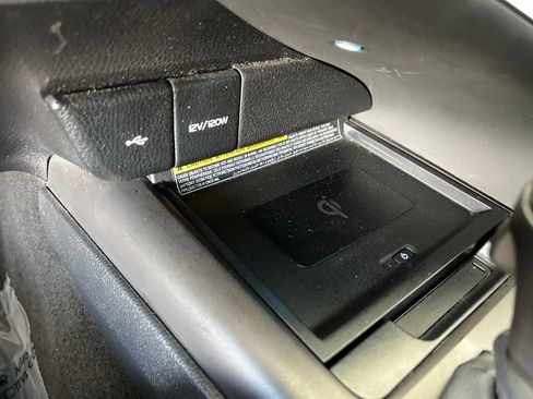 Used 2021 Toyota Camry XSE w/ Carpet Mat Package (TMS) image 33