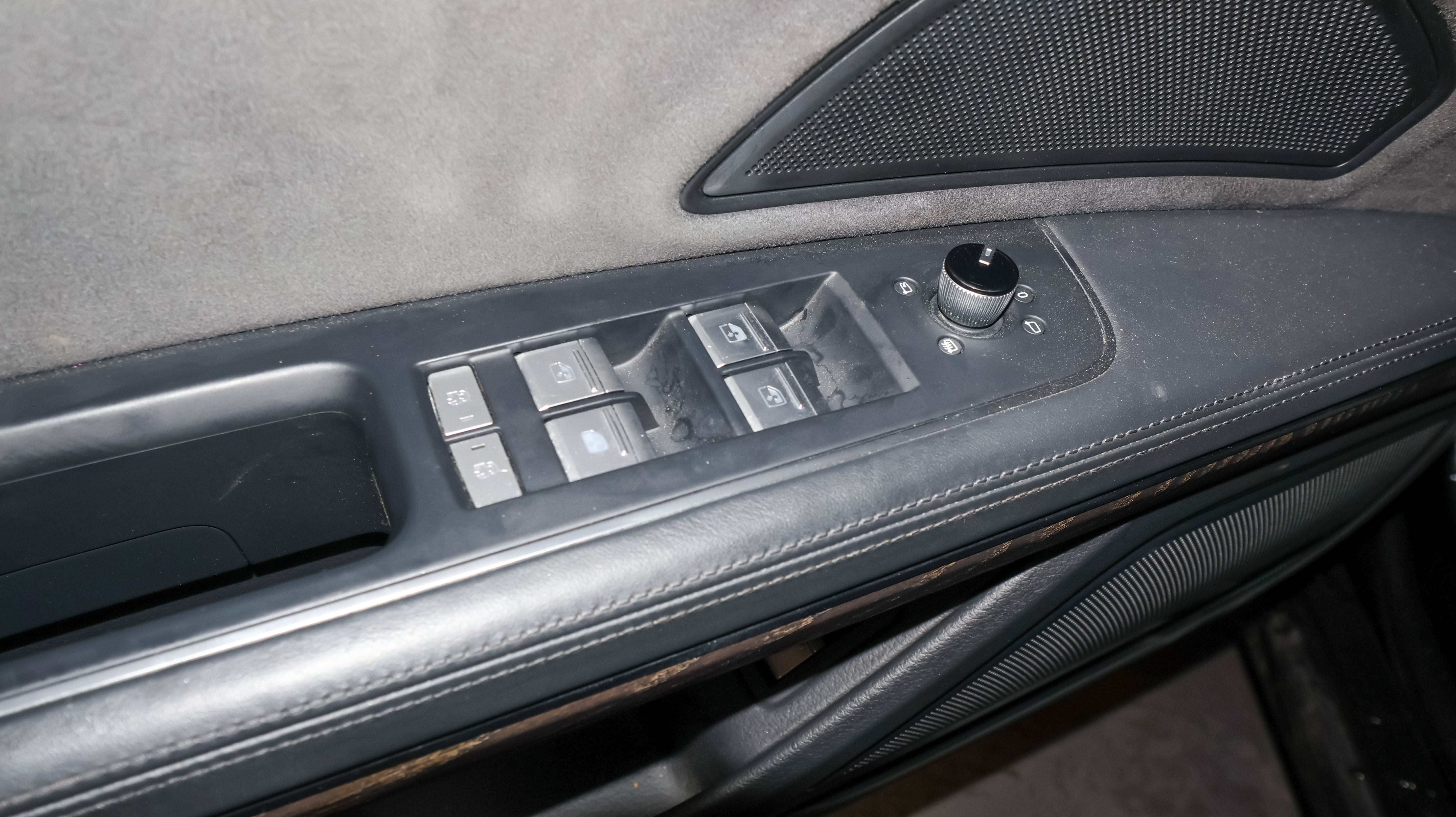 Used 2022 Audi A8 L 3.0T w/ Executive Package AWD/4WD image 20