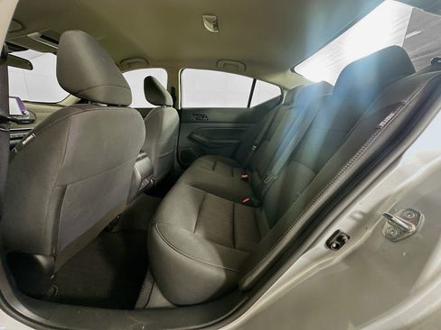 Used 2024 Nissan Altima 2.5 SV FWD image 26